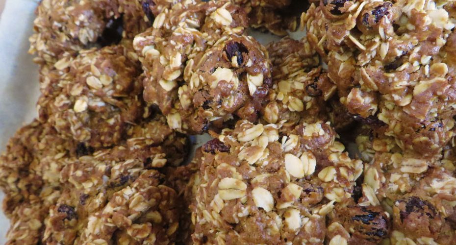 oatmeal raisin cookies